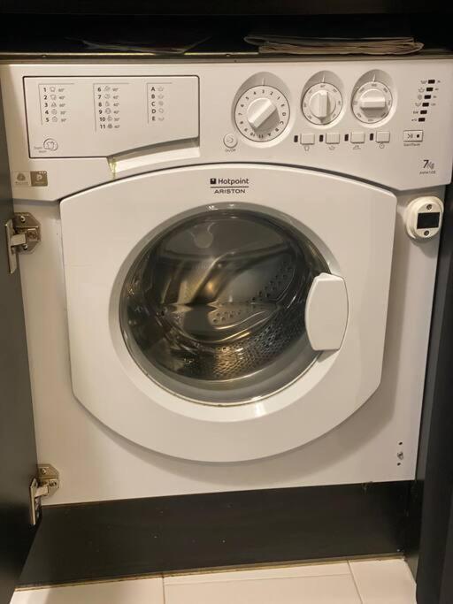 סופיה Lovely 1-Bedroom Apartament With Free Parking מראה חיצוני תמונה