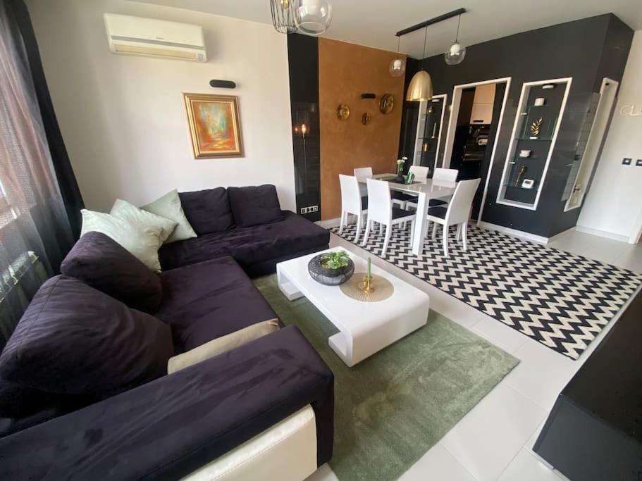 סופיה Lovely 1-Bedroom Apartament With Free Parking מראה חיצוני תמונה